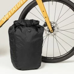 2023 Specialized/Fjllrven 20l Cave Drybag In Black