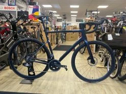 Cannondale SuperSix EVO Carbon Disc Force AXS 2022 Road Bike